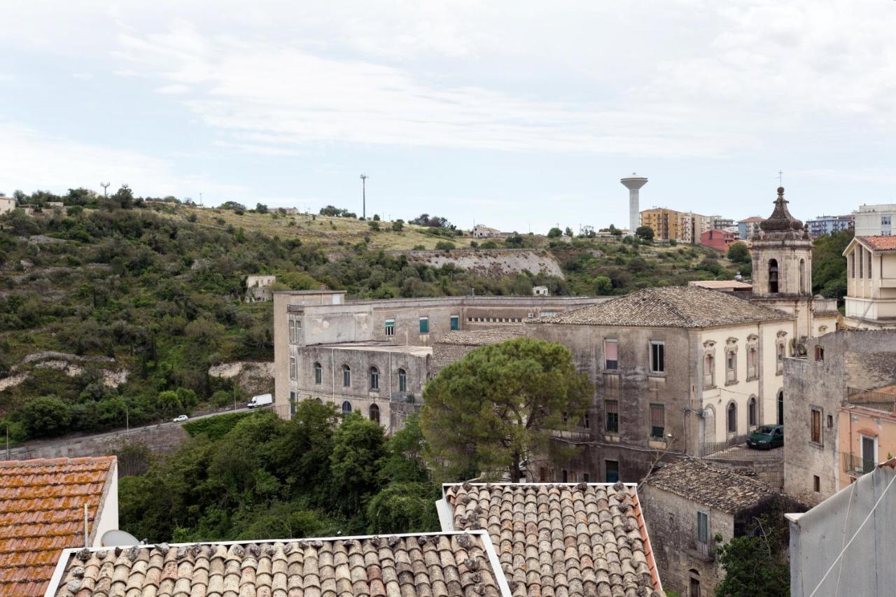 Appartamenti Centro Storico Ragusa Exteriör bild